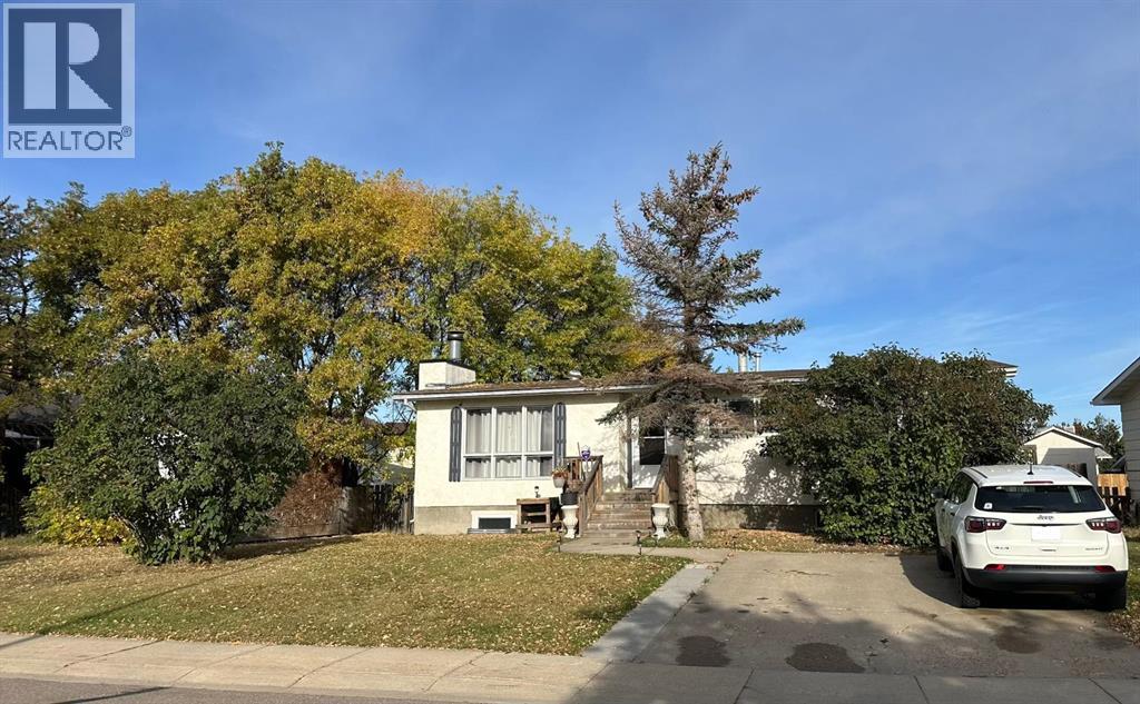 9120 96 Avenue - 1