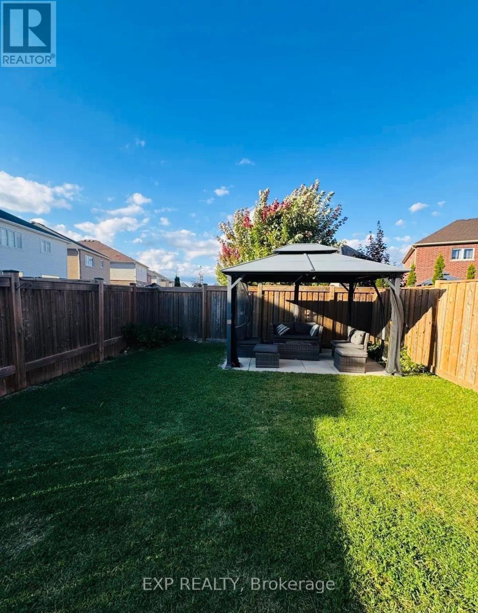 89 Hartley Avenue — photo 28