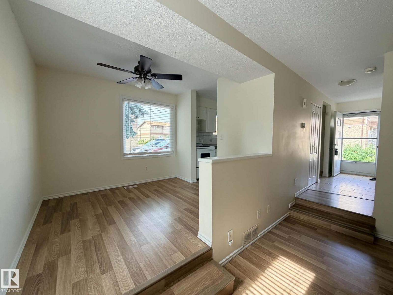 17004 100 Street NW, Baturyn — photo 4 of 27: Property photo