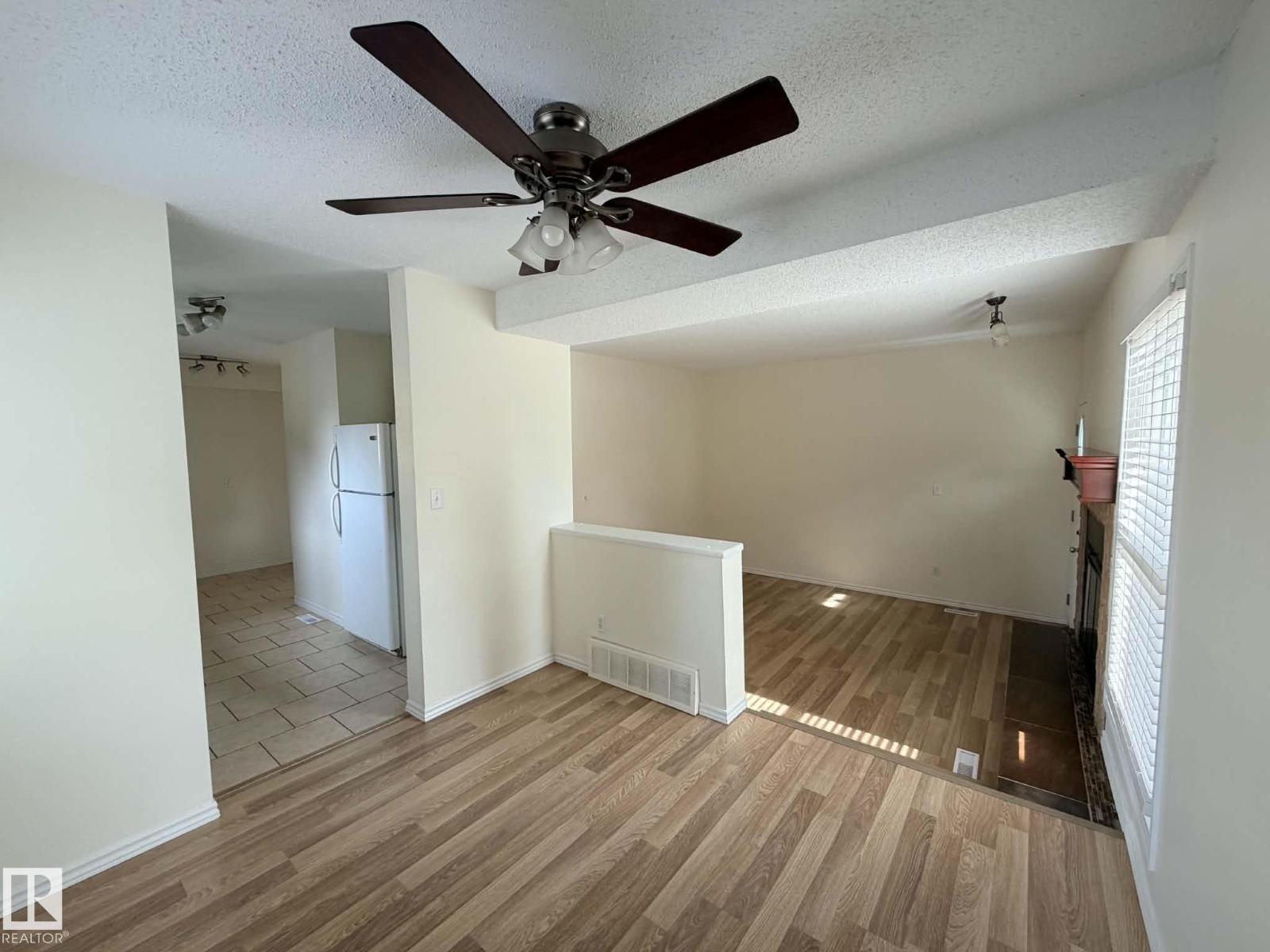 17004 100 Street NW, Baturyn — photo 3 of 27: Property photo