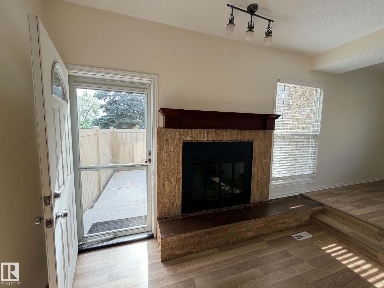17004 100 Street NW, Baturyn — photo 6 of 27: Property photo