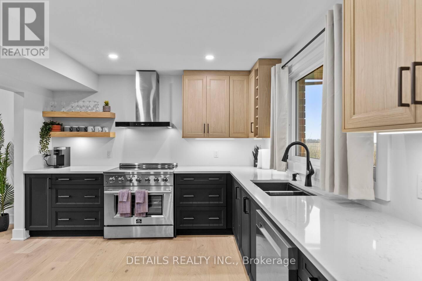 1649 HUISMANS ROAD - 10