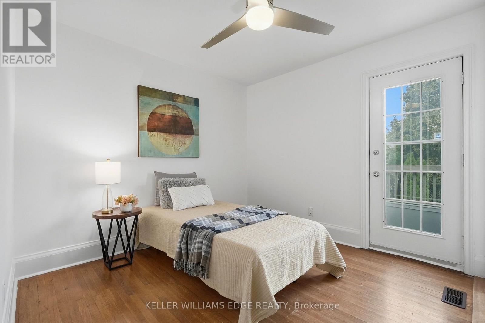 28 CONWAY AVENUE - 19