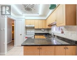 Upper - 23 Lebos Road, Toronto, ON M2H2L8 Photo 11