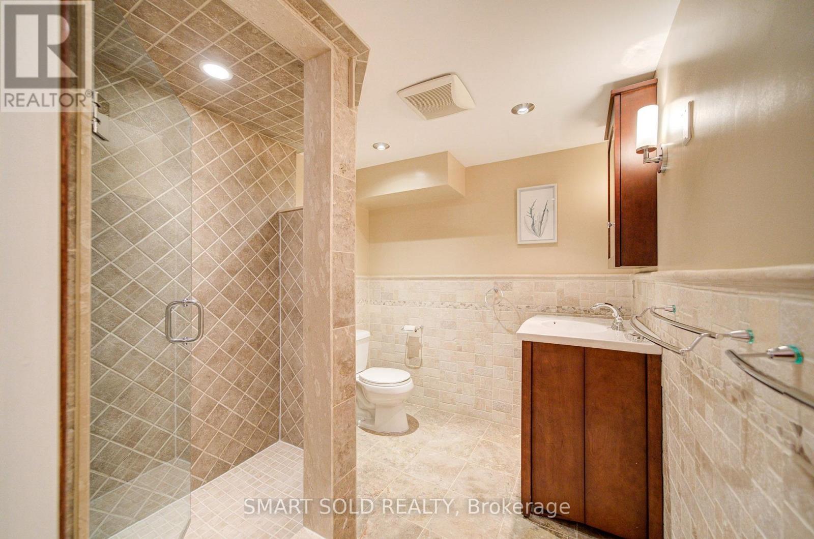 24 HAMILTON HALL DRIVE - 28