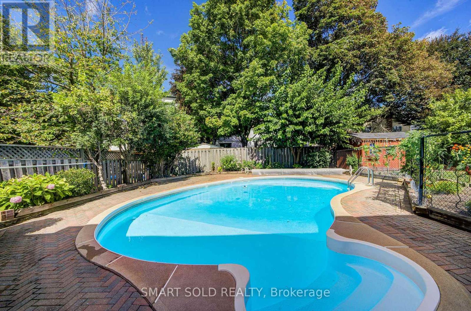 24 Hamilton Hall Drive, Markham, ON photo 32