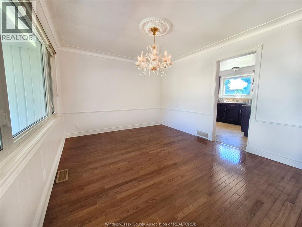 6711 Riverside Drive — photo 21