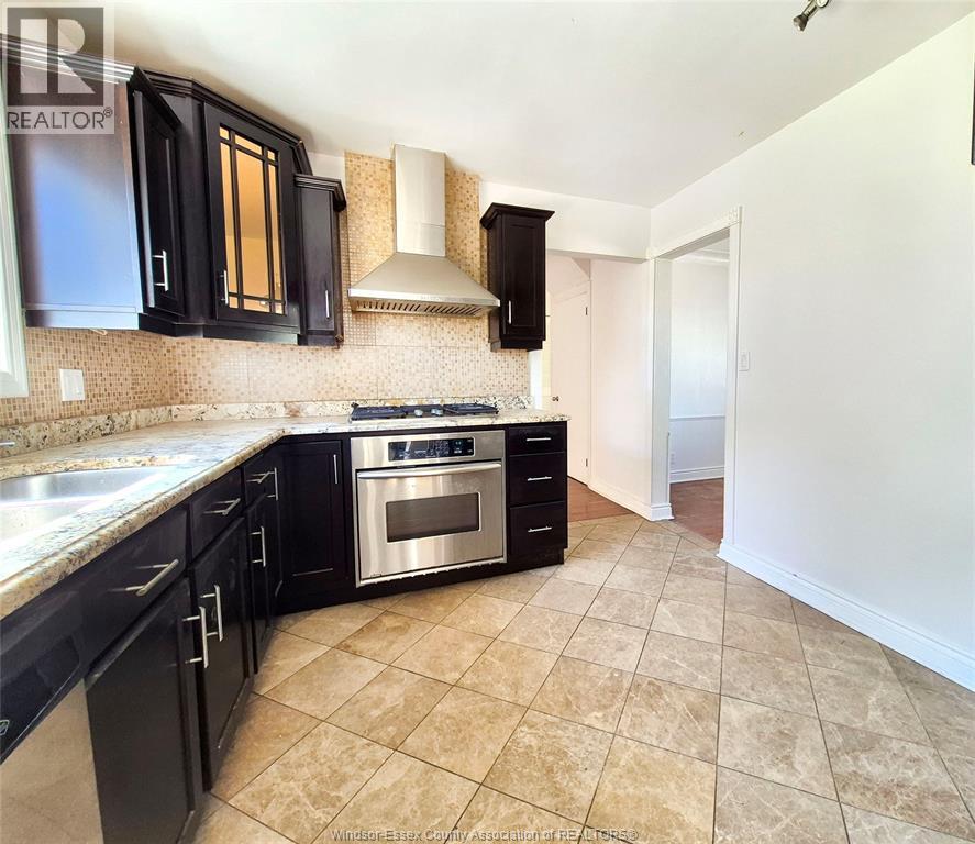 6711 Riverside Drive — photo 15