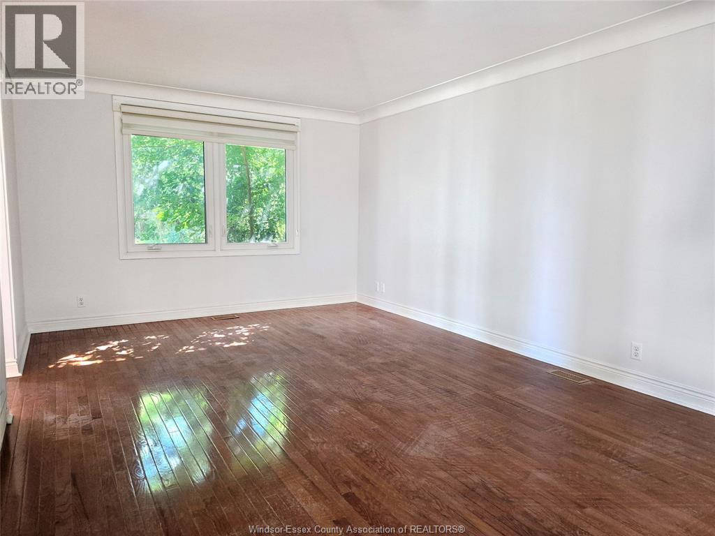 6711 Riverside Drive — photo 11