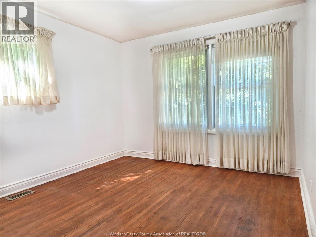 6711 Riverside Drive — photo 26