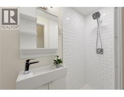 225 Benjamin Road Unit# 64, Waterloo, ON N2V1Z3 Photo 28