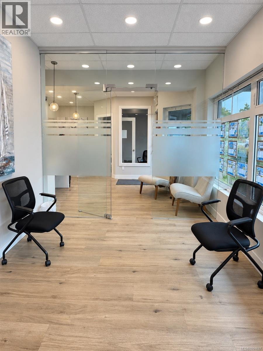 14 2510 Bevan Ave, Sidney British Columbia