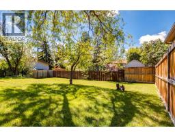 216 Cannington Place SW - photo 31