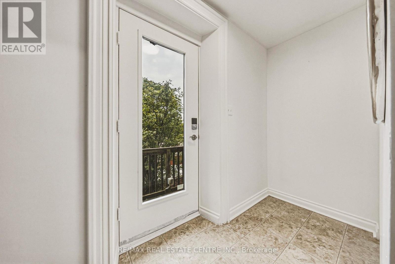 75 Pollock Avenue, Cambridge, ON photo 22