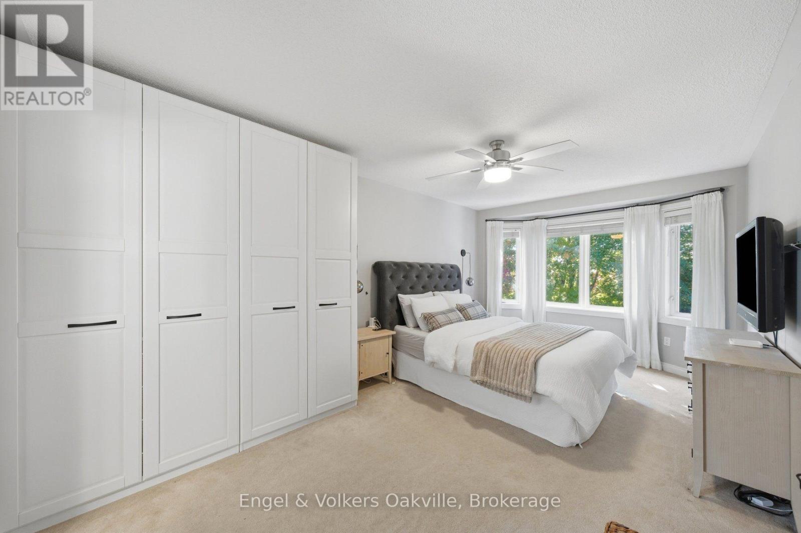 44 KEEWAYDIN STREET - Image 29