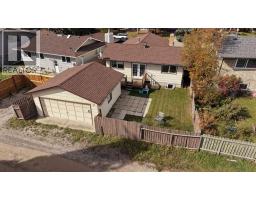 49 Sunhurst Crescent SE - photo 32