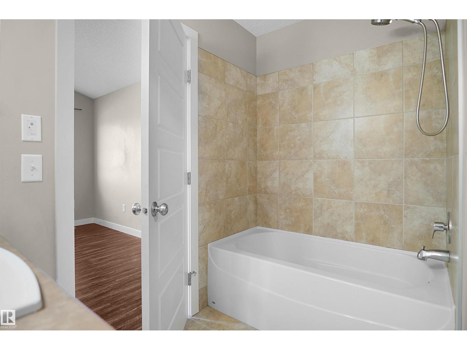 3863 170 AV NW - 28