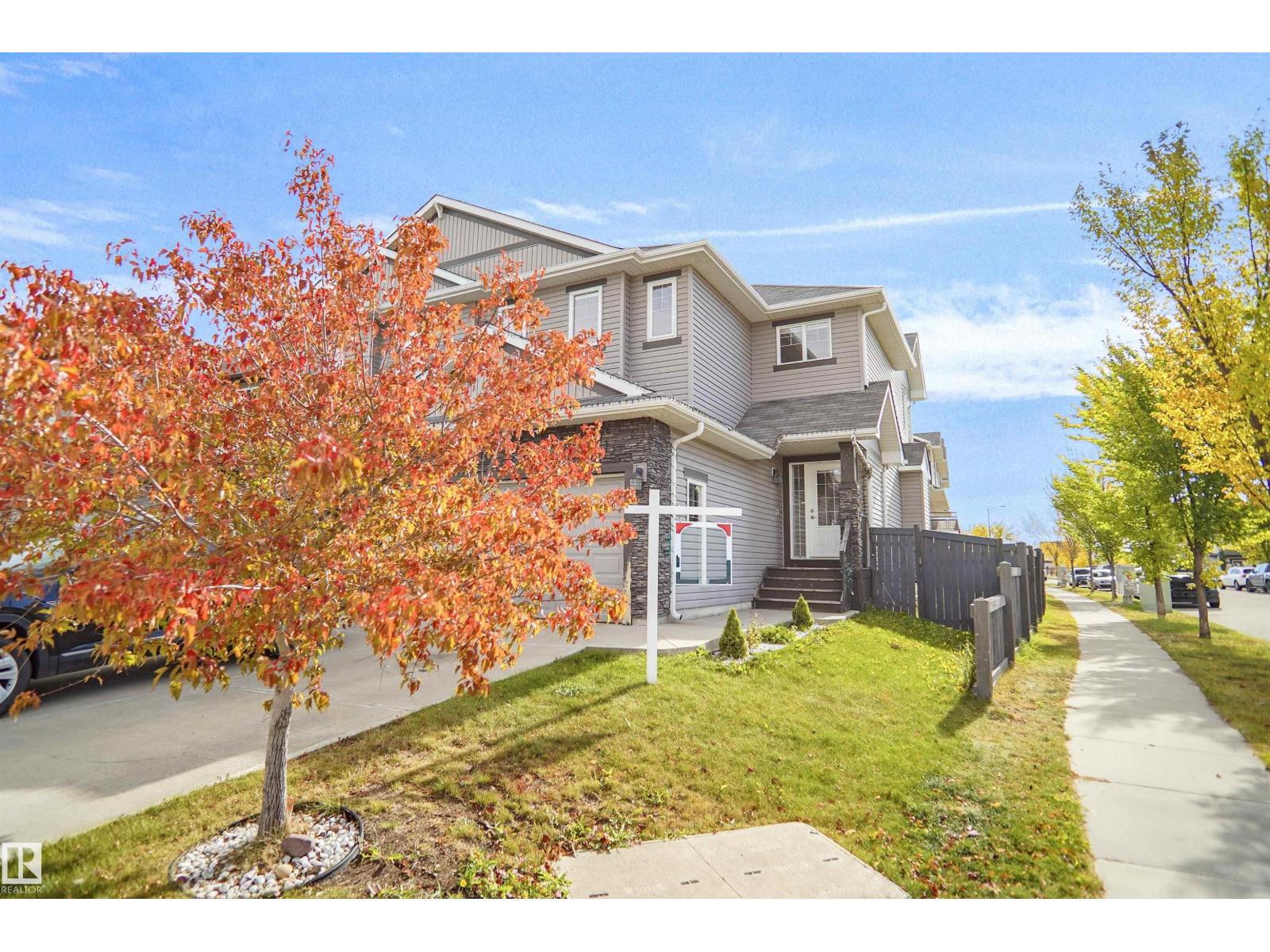 3863 170 AV NW - 2