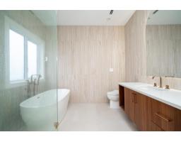13821 Malabar Avenue, White Rock, BC V4B2X8 Photo 10