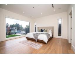 13821 Malabar Avenue, White Rock, BC V4B2X8 Photo 29
