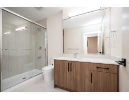 13821 Malabar Avenue, White Rock, BC V4B2X8 Photo 27