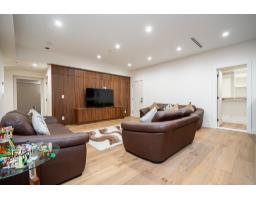 13821 Malabar Avenue, White Rock, BC V4B2X8 Photo 33