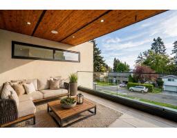 13821 Malabar Avenue, White Rock, BC V4B2X8 Photo 21