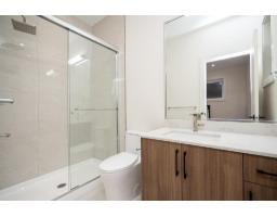 13821 Malabar Avenue, White Rock, BC V4B2X8 Photo 37