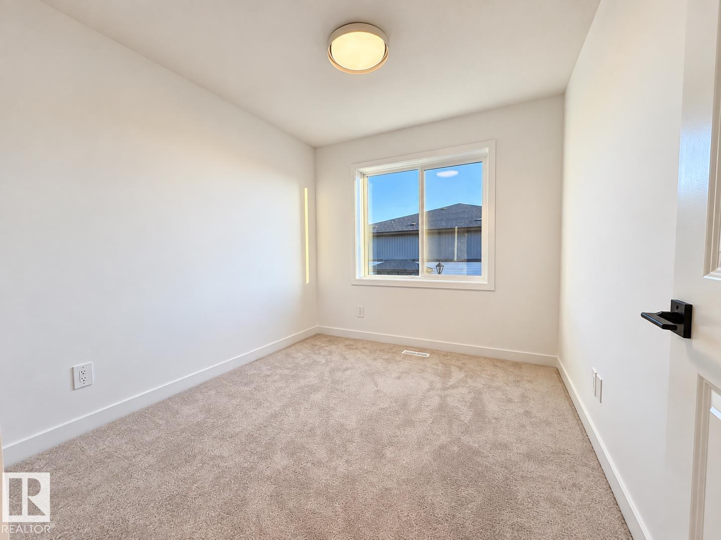 #3 16231 19 AVENUE SW - Image 11