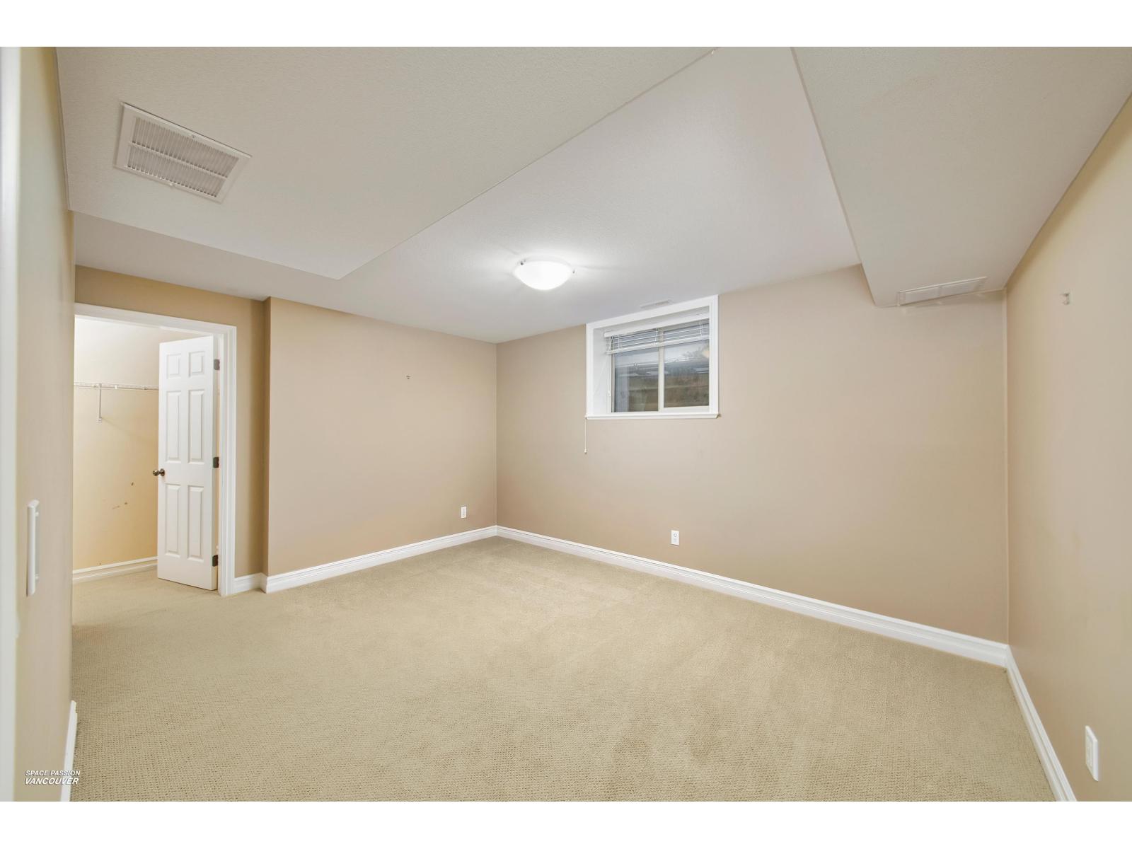15527 37A AVENUE, Surrey - Image 1