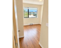 3f 10866 City Parkway, Surrey, BC V3T5W9 Photo 12