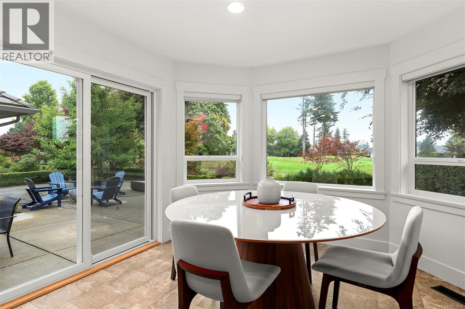 2859 ROYAL VISTA Way - Image 4