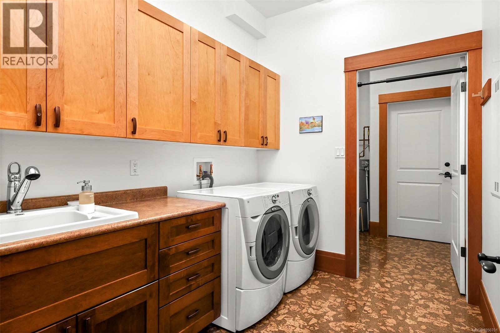 #341 3666 Royal Vista Way - 43