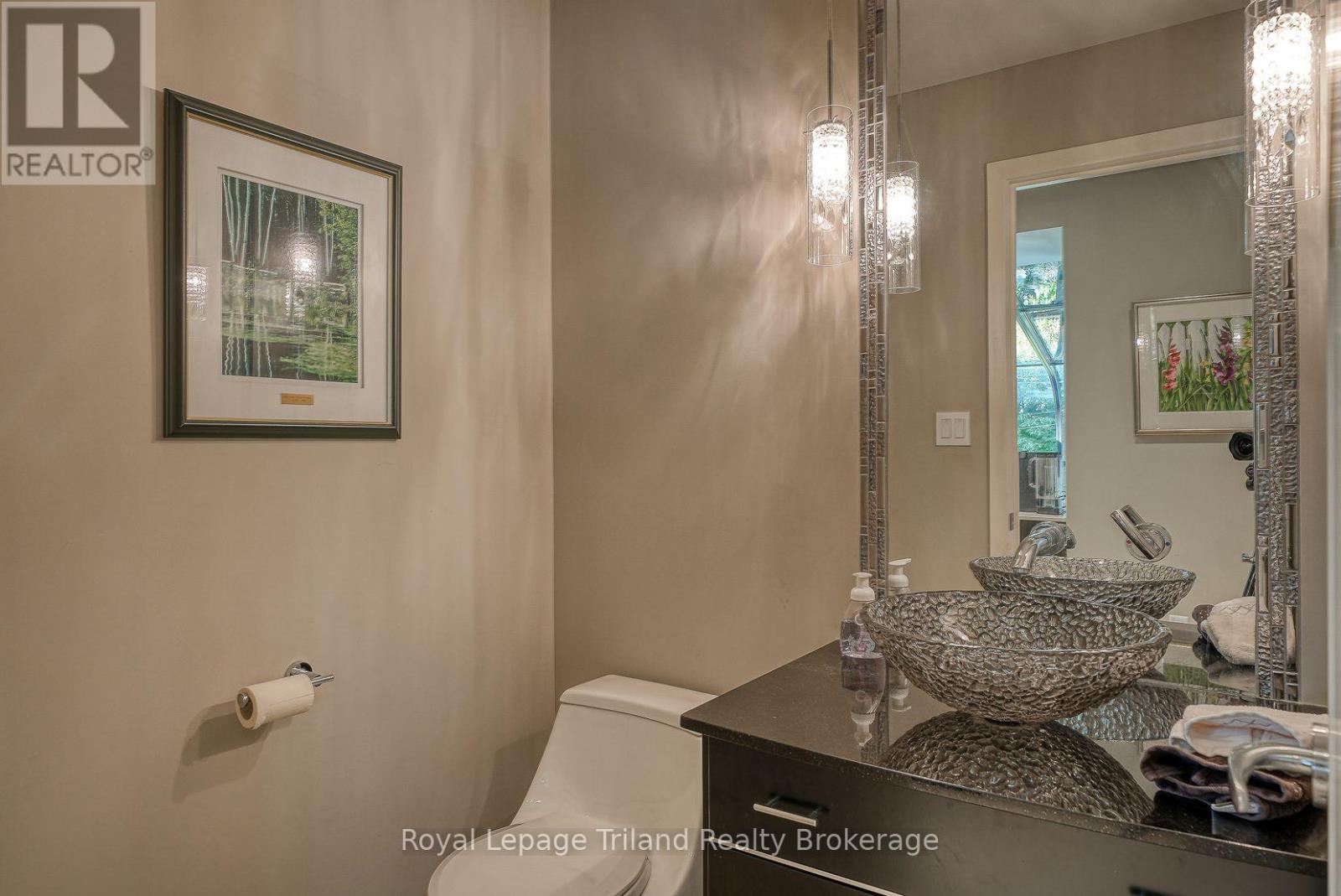 28 SEGAL DRIVE - 20