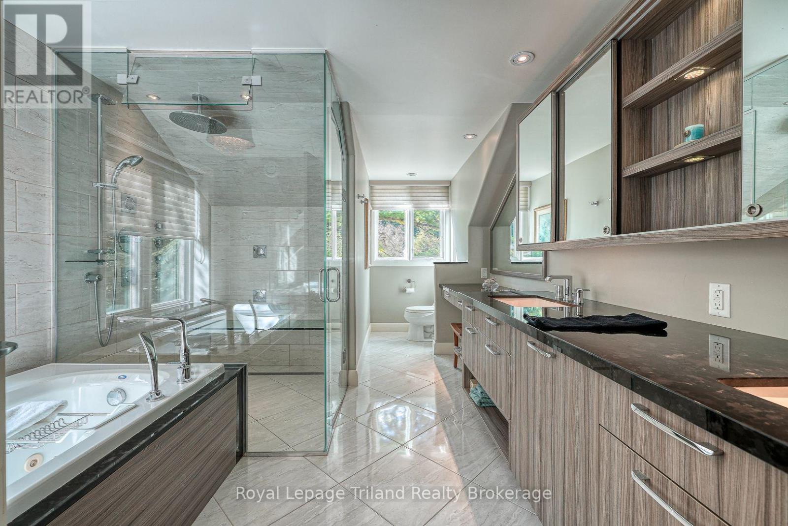 28 SEGAL DRIVE - Image 24