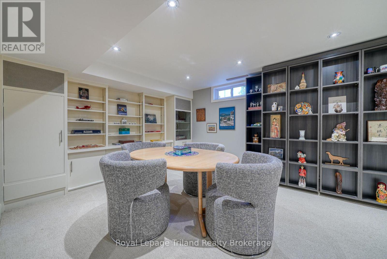 28 SEGAL DRIVE - 36