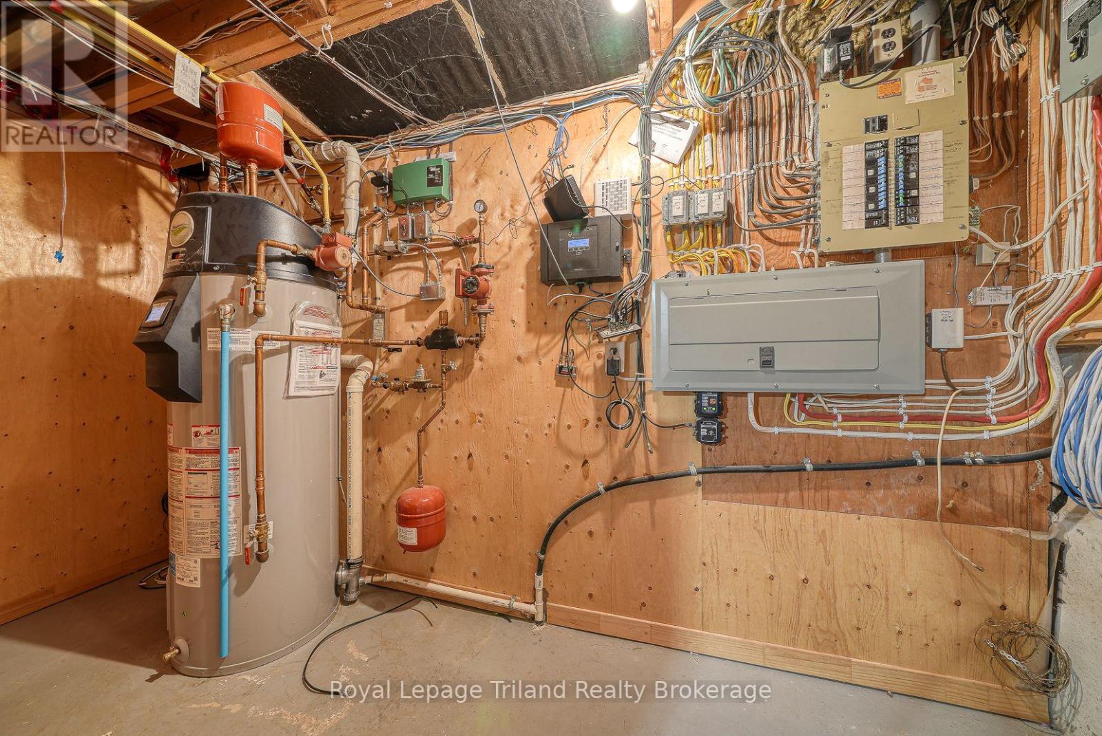 28 SEGAL DRIVE - Image 39