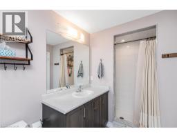 121 Vanilla Trail, Thorold, ON L2V0L1 Photo 32