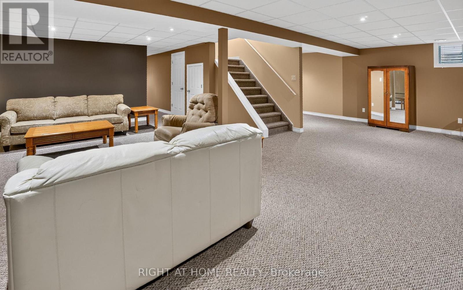 14 ORIOLE LANE - Image 21