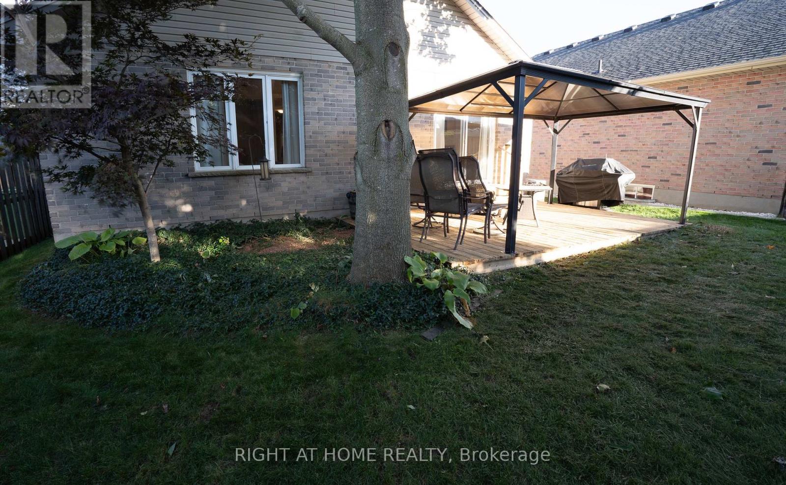 14 ORIOLE LANE - 31