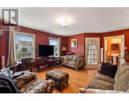 7 Mockingbird Drive thumbnail 4