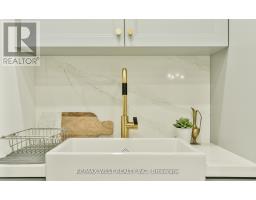734 Shaw Street, Toronto, ON M6G3L7 Photo 28