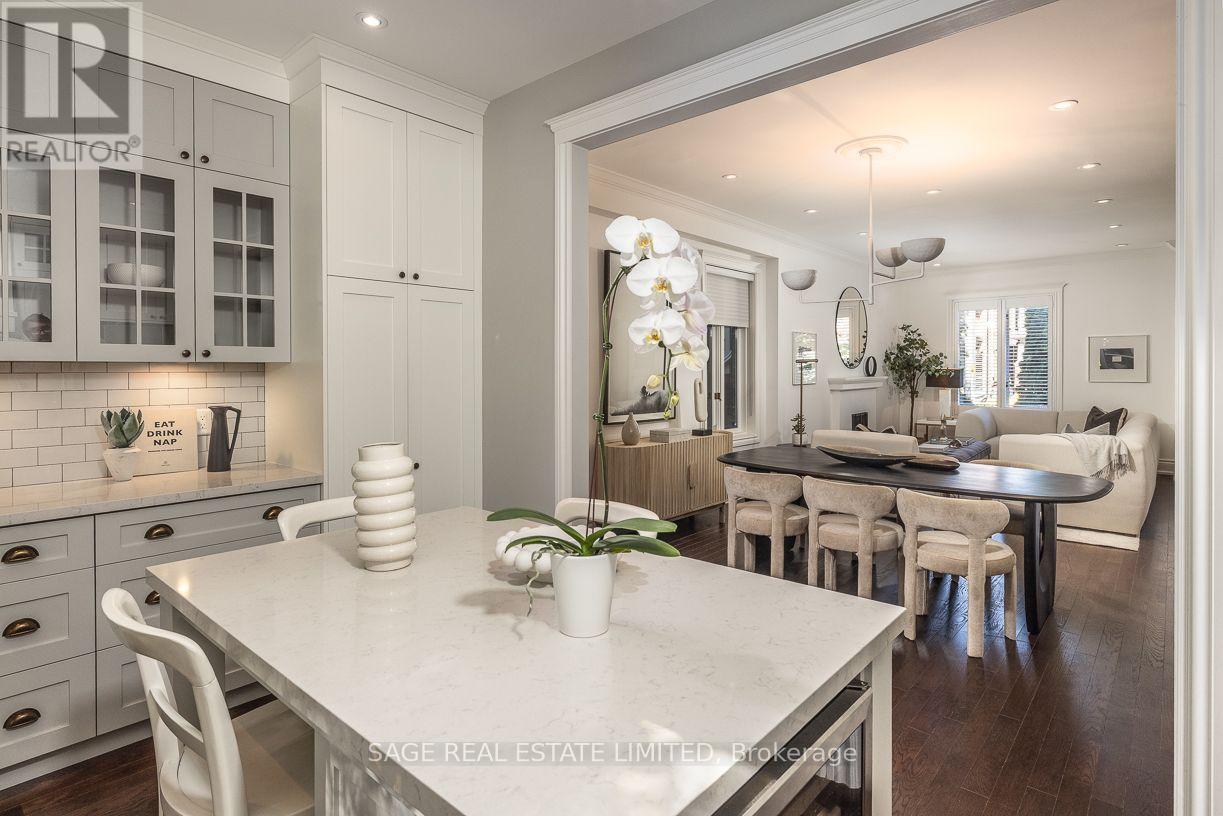 41 Chicora Avenue, Toronto, ON photo 15