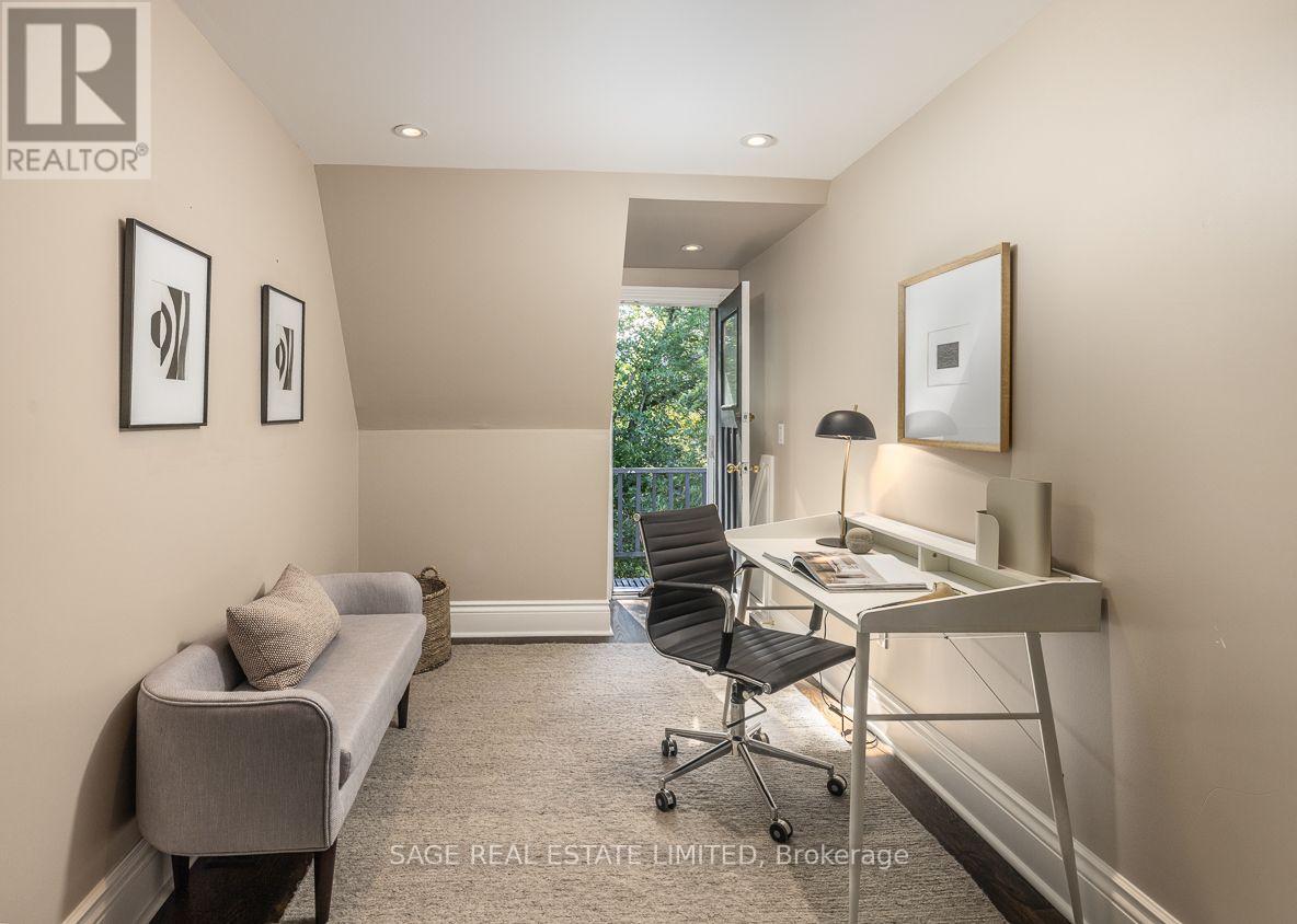 41 Chicora Avenue, Toronto, ON photo 25