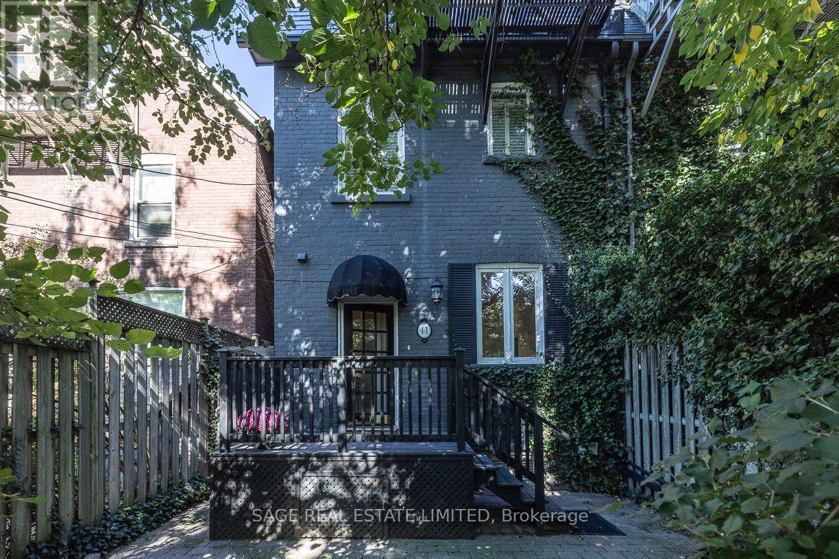 41 Chicora Avenue, Toronto, ON photo 39