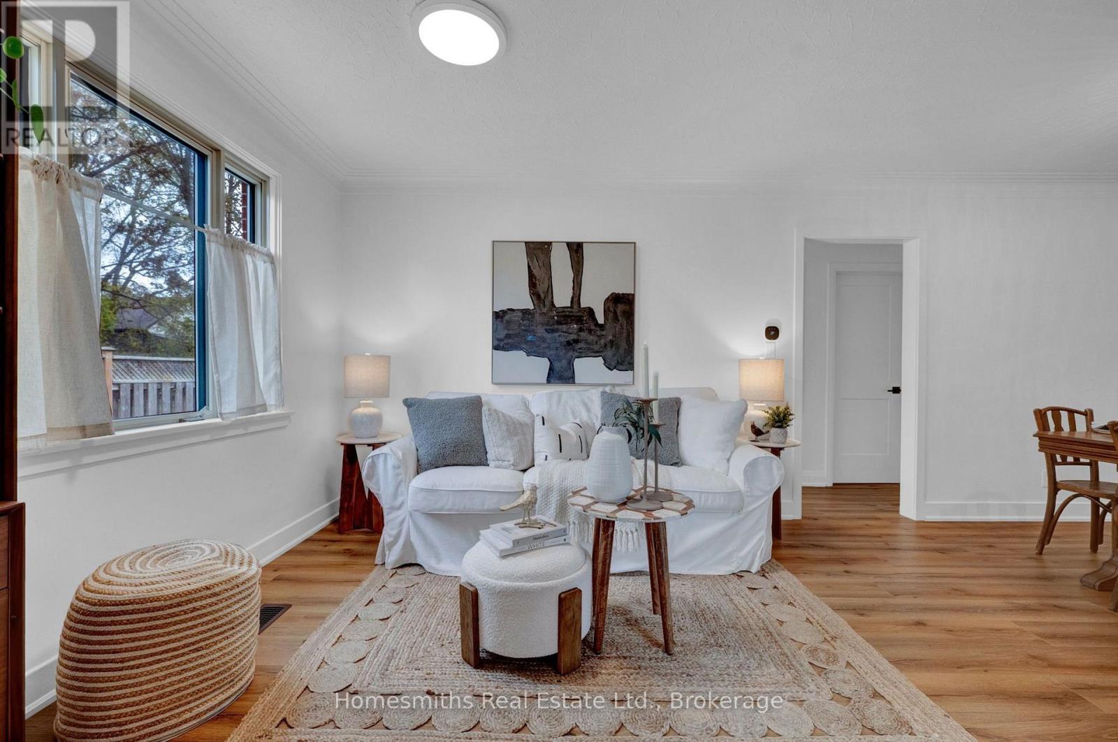 1 Edsall Avenue, Clarington, ON photo 4
