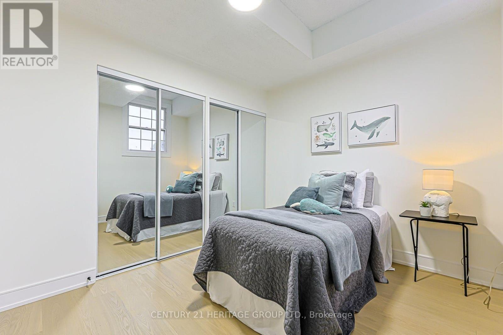 #9 766 CARADONNA CRESCENT - 27