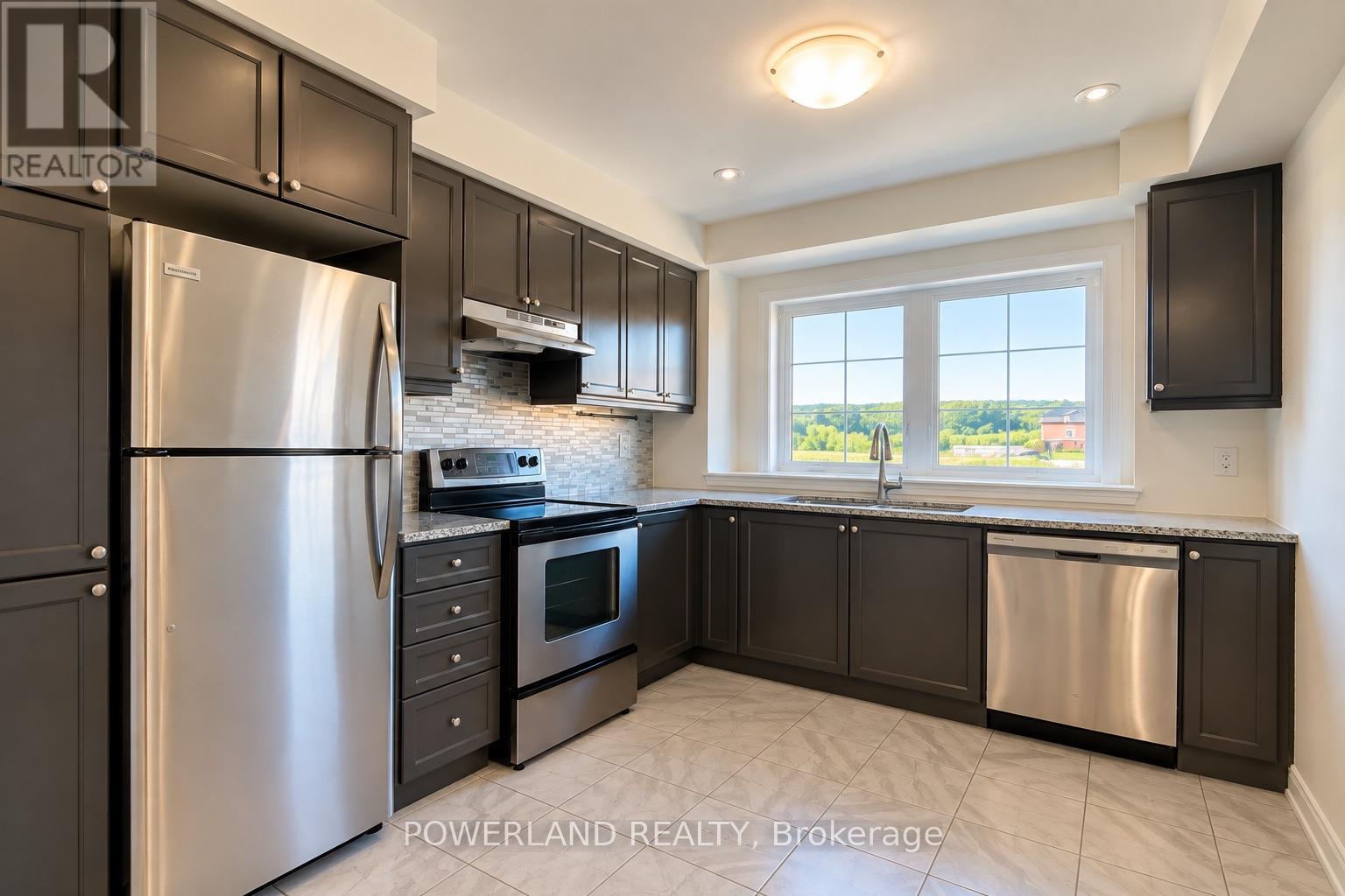 77 Mcalister Avenue, Richmond Hill, ON photo 10