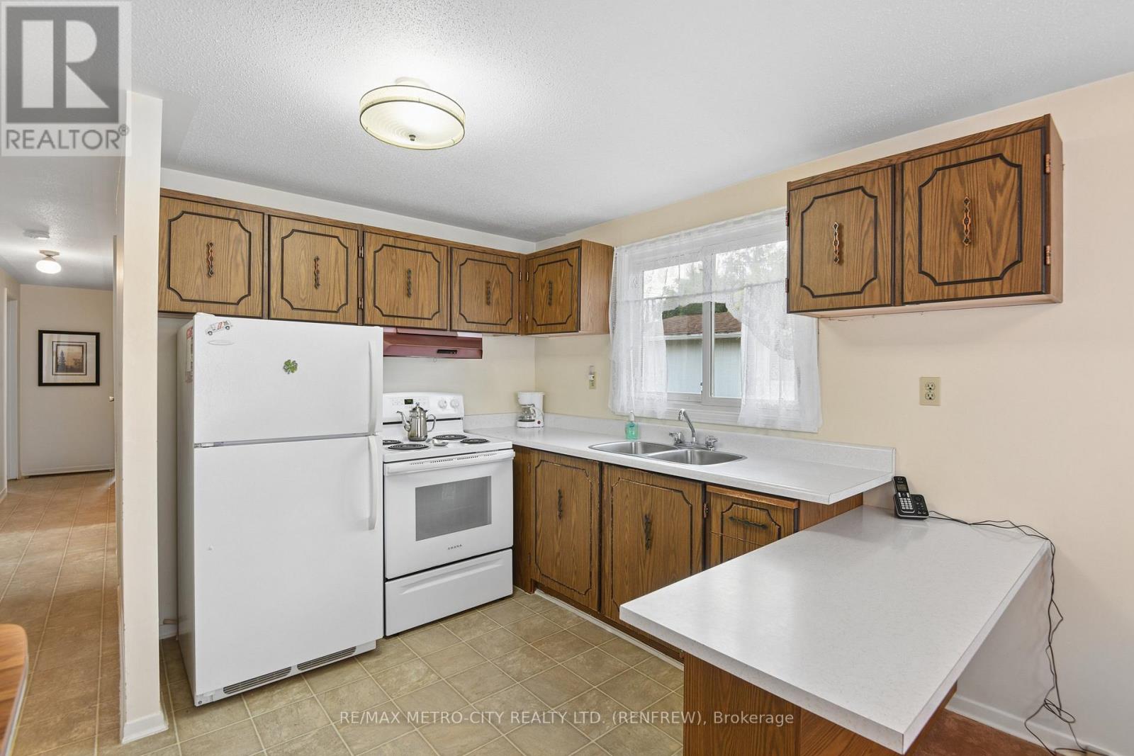 583 KING STREET - 13