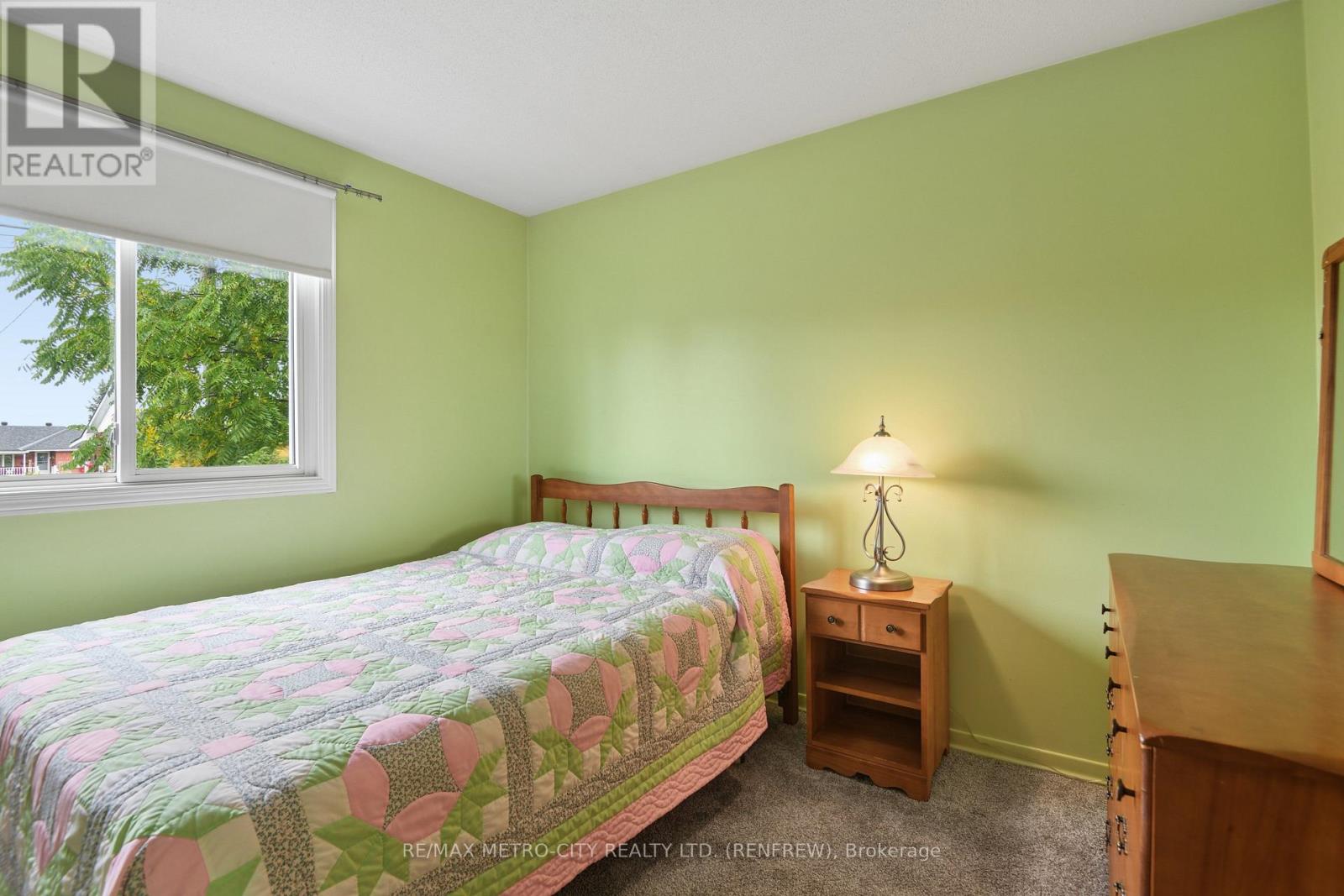 583 KING STREET - Image 18